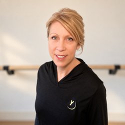Illuminate You Fitness - Meet Kelly--ACE certified, Barre/Pilates/Yoga trained, clear cues + smart mods to help you feel confident from day one.