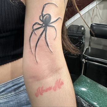 Royal Peacock Tattoo Parlor - Tattoo Near Me - Sacramento, California