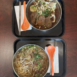 King's Noodle - Beef noodle soup, pork rice noodle soup
