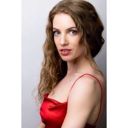 Jared Kahn Studios - Adele Shepherd headshot by Jared Kahn.