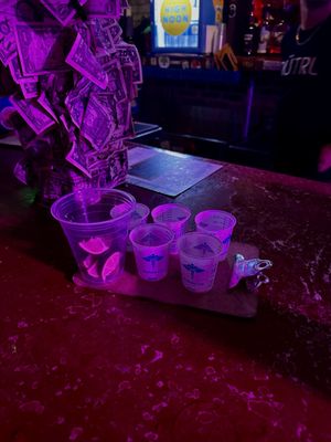 Tin Roof by null