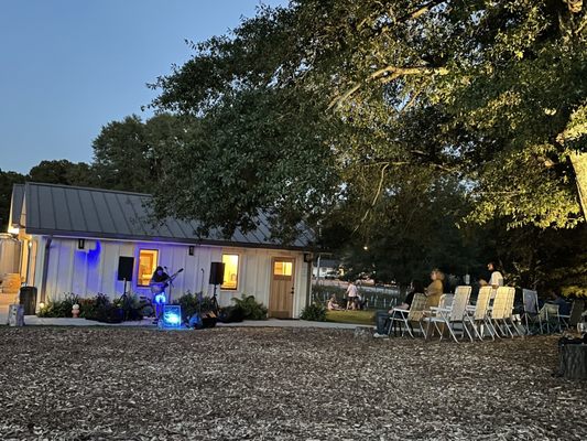 Cloudland Vineyards and Winery by null