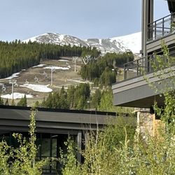Grand Colorado on Peak 8 - Mountain View