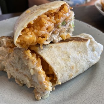 La Lupe Mexican Restaurant - Chicken Pollo Burrito - Mexican Near Me - Pompano Beach, Florida La Lupe Mexican Restaurant - Chicken Pollo Burrito - Mexican Near Me - Pompano Beach, Florida