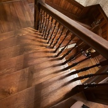 Grand Manor Mansion - 22 indoor stairs. - Bed & Breakfast Near Me - Galveston, Texas Grand Manor Mansion - 22 indoor stairs. - Bed & Breakfast Near Me - Galveston, Texas