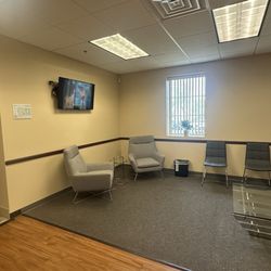 Simonmed Imaging - Waiting area