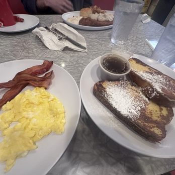 Delaney’s Diner - french toast bacon eggs scrambled eggs - American Near Me - Columbus, Ohio Delaney’s Diner - french toast bacon eggs scrambled eggs - American Near Me - Columbus, Ohio