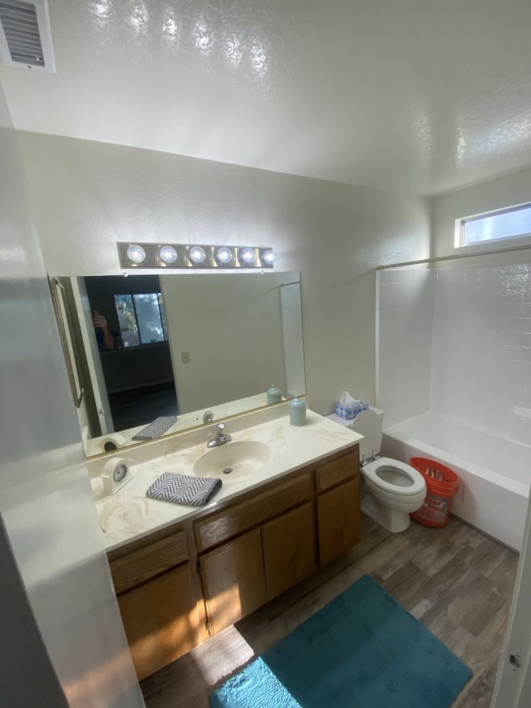 Slide of Amaysing Construction