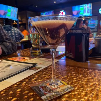 BJ's Restaurant & Brewhouse - Peanut butter cup martini - Pizza Near Me - Lancaster, Pennsylvania BJ's Restaurant & Brewhouse - Peanut butter cup martini - Pizza Near Me - Lancaster, Pennsylvania