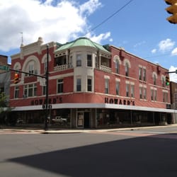 Howards Clothes Inc - Famous corner downtown Warren,Ohoo