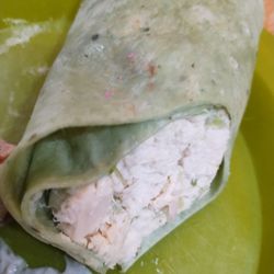 Long Island Bagel & Deli - Chicken wrap