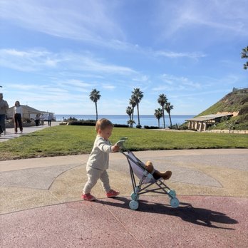 Fletcher Cove Park - Parks Near Me - Solana Beach, California Fletcher Cove Park - Parks Near Me - Solana Beach, California