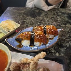 A & J Ichiban - Unagi roll