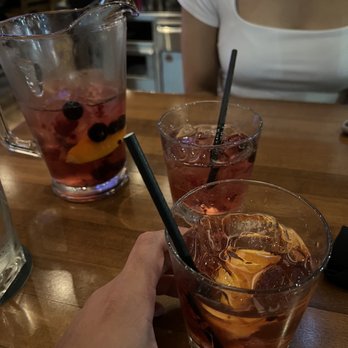 Moxies Square One Restaurant - Sangria - Canadian (New) Near Me - Mississauga, Ontario