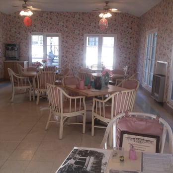 Rockhaven Sanitarium - Rockhaven Sanitarium - Landmarks & Historical Buildings Near Me - Montrose, California