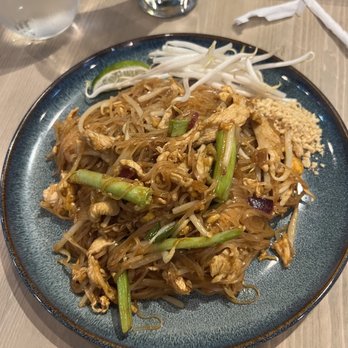 Tiptara - Pad Thai Noodle - Thai Near Me - New York, New York