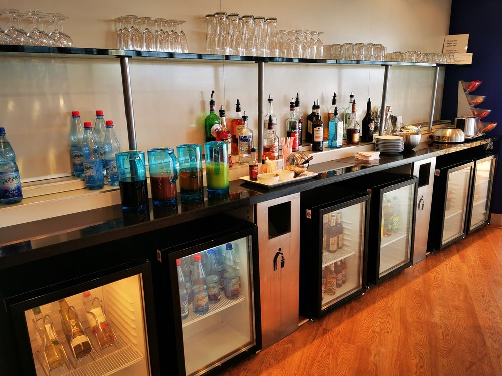 BRITISH AIRWAYS TERRACES LOUNGE Updated May 2024 28 Photos Flughafen Tegel, Berlin