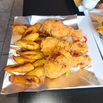 Afro Fusion Restaurant - Fried chicken and plantains - Tacos Near Me - Webster, Massachusetts