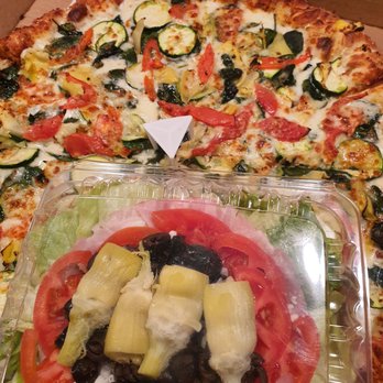 Uptown Pizza - Pizza Near Me - Oxnard, California