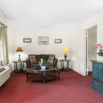 Blue Spruce Inn & Suites - Hotels Near Me - Valatie, New York Blue Spruce Inn & Suites - Hotels Near Me - Valatie, New York
