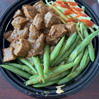 Win Urbandale Bowls - Beef over rice - Poke Near Me - Urbandale, Iowa
