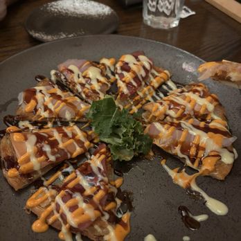 Hamachi 34 - Sushi Pizza - Japanese Near Me - New York, New York Hamachi 34 - Sushi Pizza - Japanese Near Me - New York, New York