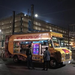 Naynay's Filipino Flavors