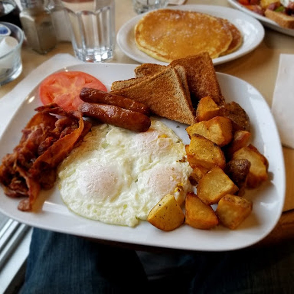 Frankie's - Big Breakfast - Breakfast & Brunch Near Me - Toronto, Ontario