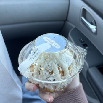 Nothing Bundt Cakes - Coconut Snowflake Bundtlet - Desserts Near Me - Culver City, California