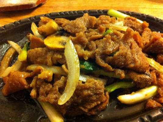 Tong Tong by null