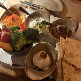 LÝRA - Mezze Breads & Spreads - Greek Near Me - Chicago, Illinois LÝRA - Mezze Breads & Spreads - Greek Near Me - Chicago, Illinois