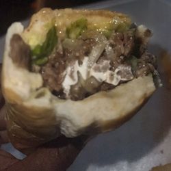 Illianos pizza - Philly Steak Deluxe - 8'' Sub