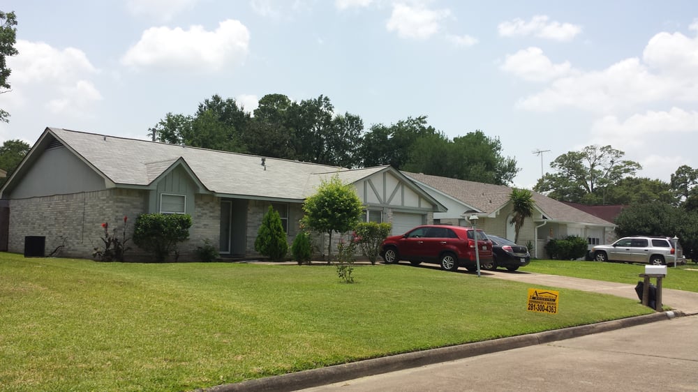 Slide of Andy Nichols Roofing