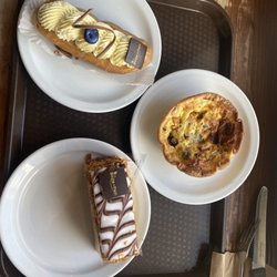 La Boite à Pain - Eclair, quiche, and millefeuille
