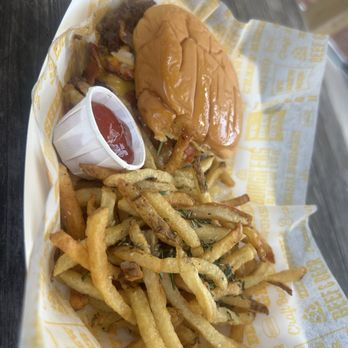 Burgh'ers Brewing - The Treat (specialty burger: bacon, cheese, mojo sauce, pineapple jam, maybe some other topping I forgot) - Burgers Near Me - Pittsburgh, Pennsylvania Burgh'ers Brewing - The Treat (specialty burger: bacon, cheese, mojo sauce, pineapple jam, maybe some other topping I forgot) - Burgers Near Me - Pittsburgh, Pennsylvania