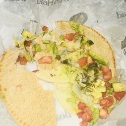 Bogies Delicatessen - California Veggie Delight on Pita hard as a rock