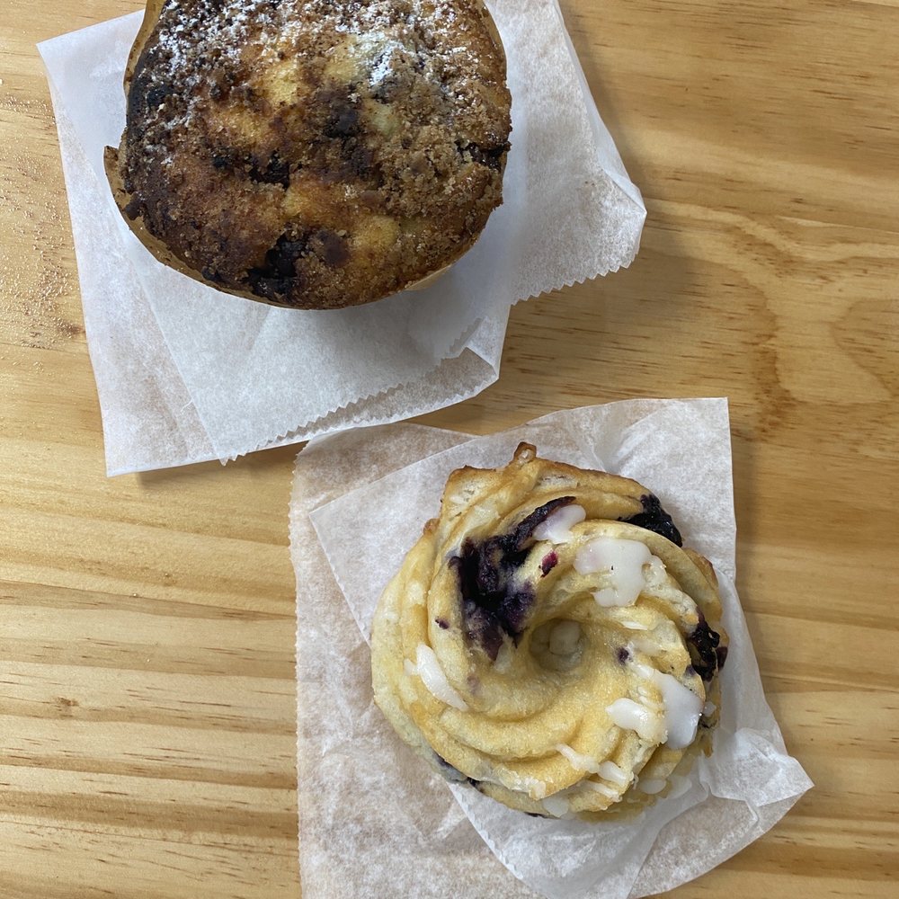 Reviresco Coffee - Blueberry scone, chocolate chip muffin - Coffee & Tea Near Me - Richmond, Virginia Reviresco Coffee - Blueberry scone, chocolate chip muffin - Coffee & Tea Near Me - Richmond, Virginia