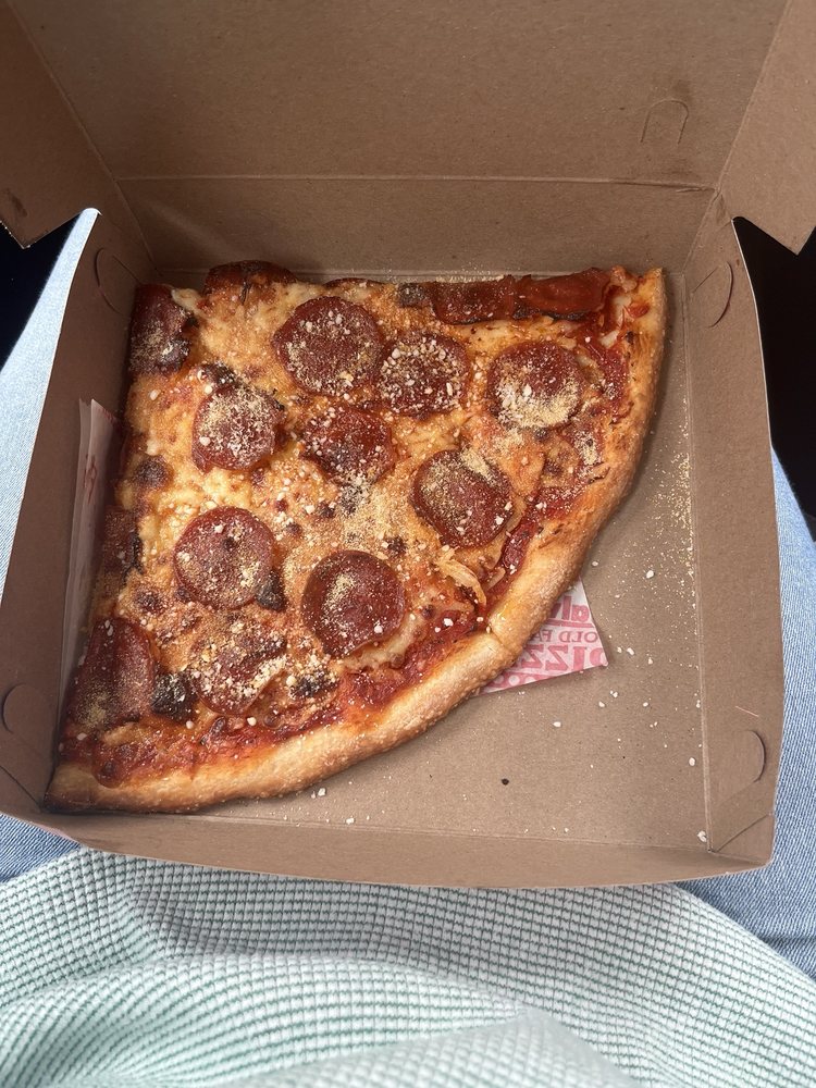 Salvatore's Old Fashioned Pizzeria Logo