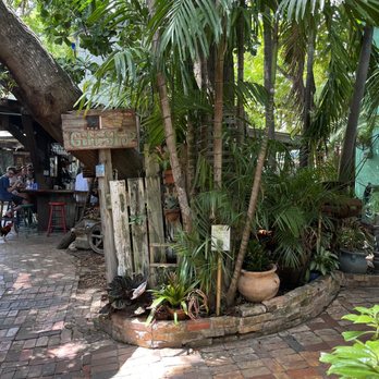 Blue Heaven - Breakfast & Brunch Near Me - Key West, Florida Blue Heaven - Breakfast & Brunch Near Me - Key West, Florida