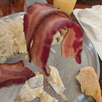 Trapper's Kettle - Undercooked rubber like bacon - American Near Me - Belfield, North Dakota Trapper's Kettle - Undercooked rubber like bacon - American Near Me - Belfield, North Dakota