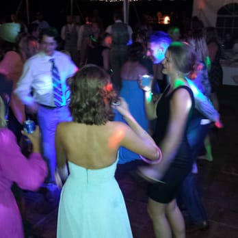 Celebrations DJ Services - Quick picture from a fall wedding. - DJs Near Me Celebrations DJ Services - Quick picture from a fall wedding. - DJs Near Me