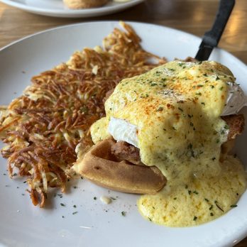 Broken Yolk Cafe - Chicken & Waffle Benedict - Breakfast & Brunch Near Me - Costa Mesa, California