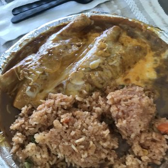 El Farolito - Red enchiladas with shredded beef - Mexican Near Me - Placentia, California