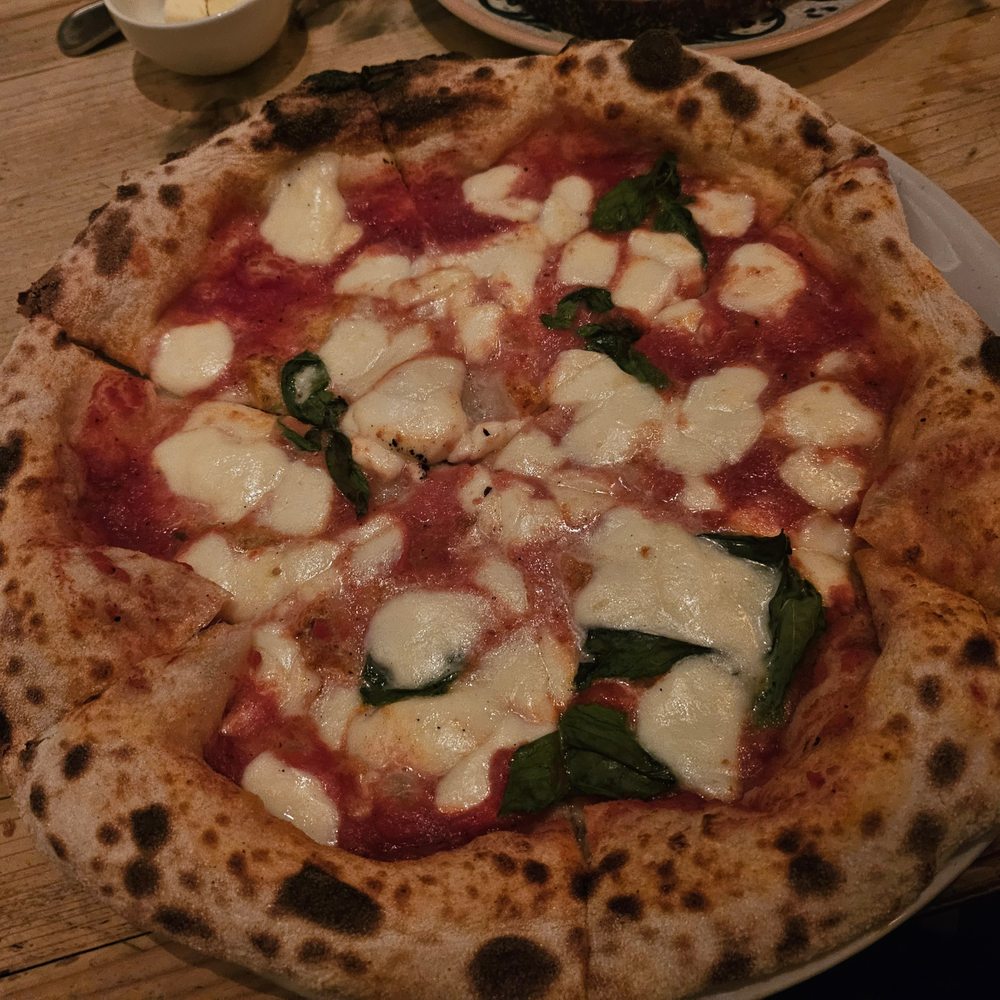 margherita pizza