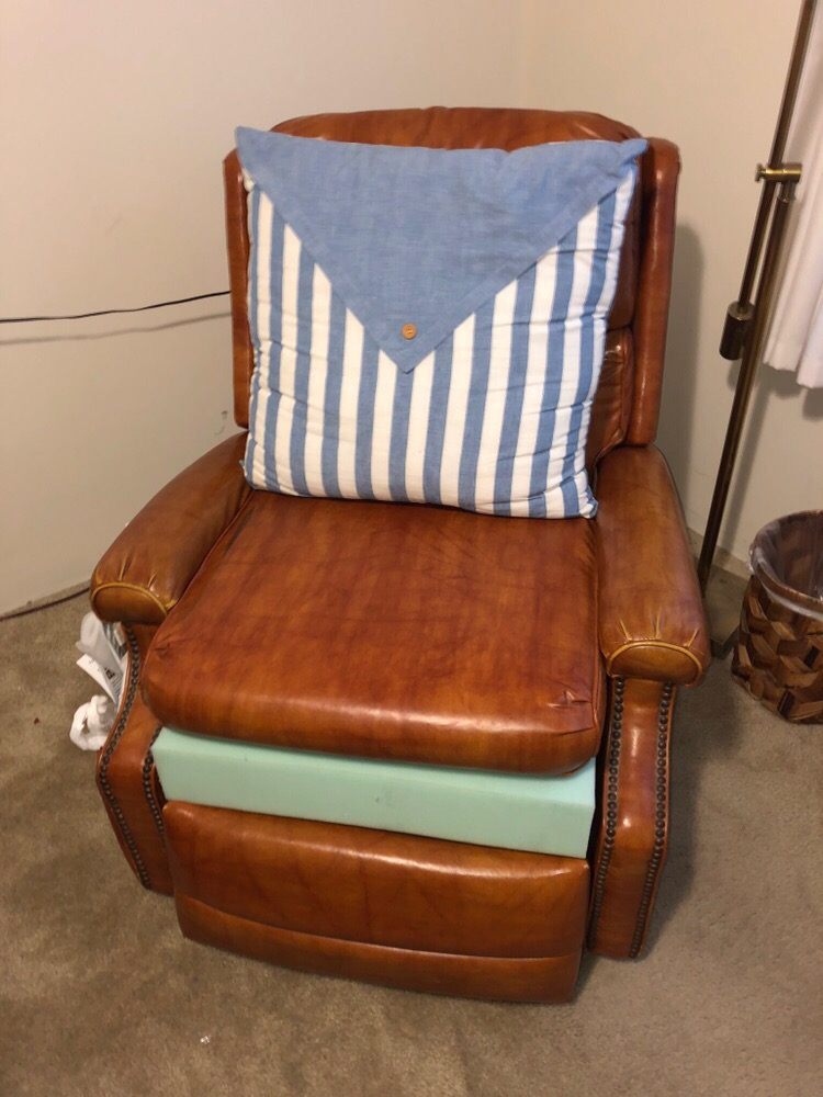 Denny's Upholstery - upholstery in Omaha, NE