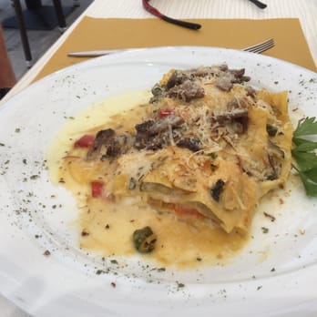 La Rocca - Trattorie Near Me - Monfalcone, GO