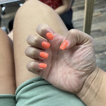 Nails by Liz - Natural short nails w acrylic - Nail Salons Near Me - Montebello, California