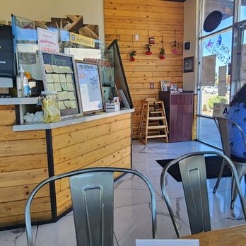 Corona Airport Cafe Express - Front door area - Breakfast & Brunch Near Me - Norco, California