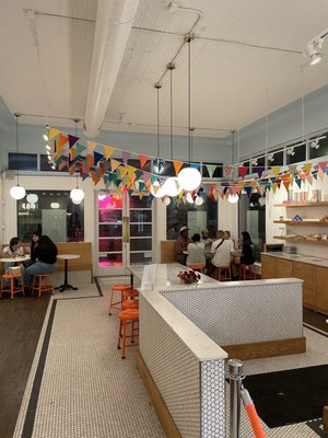 Jeni's Splendid Ice Creams by null