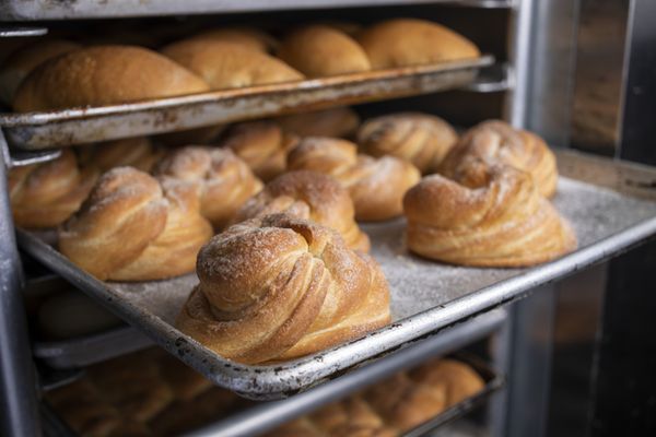 Eterna Primavera Bakery by null